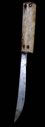 Bloody detail knife